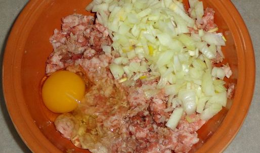 фрикадельки в сметанном соусе в духовке