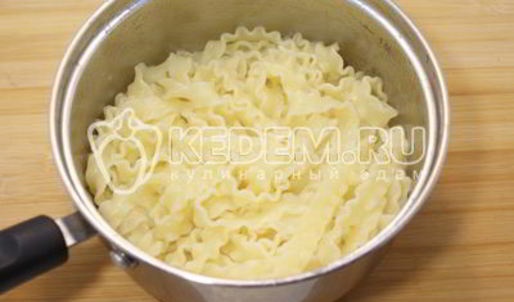 фрикадельки в томатном соусе с пастой