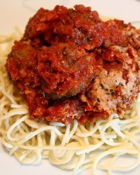 Фрикадельки в томатном соусе