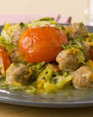 Капуста с фрикадельками