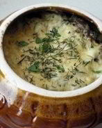 Картофель с фрикадельками и грибами в горшочках