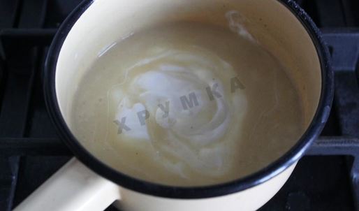 куриные фрикадельки в сметанном соусе