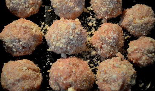 куриные фрикадельки в томатном соусе