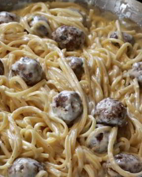 Макароны с фрикадельками