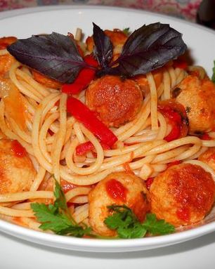 Спагетти с фрикадельками Леди и бродяга