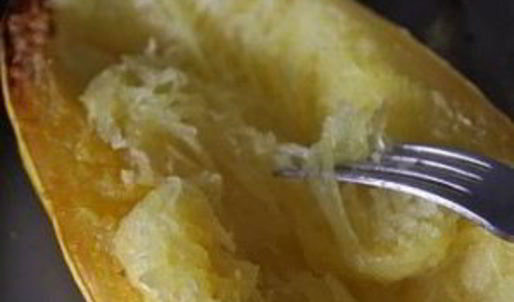 спагетти сквош с фрикадельками и шпинатом