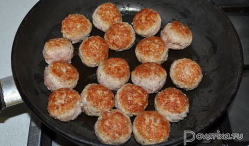 свиные фрикадельки в горчично-медовом соусе