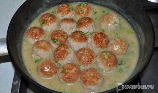 свиные фрикадельки в горчично-медовом соусе