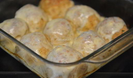 сырные куриные фрикадельки