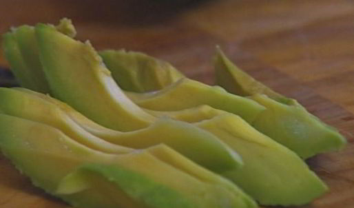 чечевица с авокадо