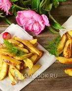 Картофель по-деревенски с чесноком в духовке