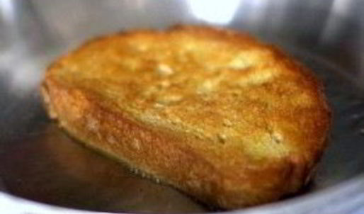 картофель с соусом чили