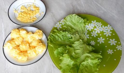 картофельные гнезда c петушками в духовке