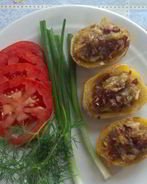 Картошка с колбасой в духовке