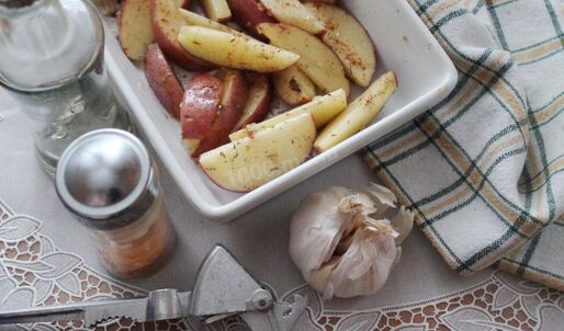 картошка в мундире в духовке