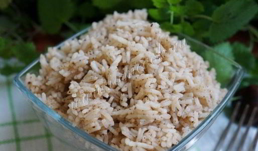 пряный рис со специями в мультиварке