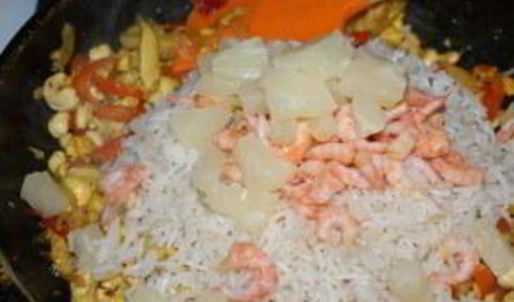 рис по-тайски с курицей