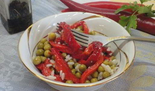 рис с болгарским перцем и горошком