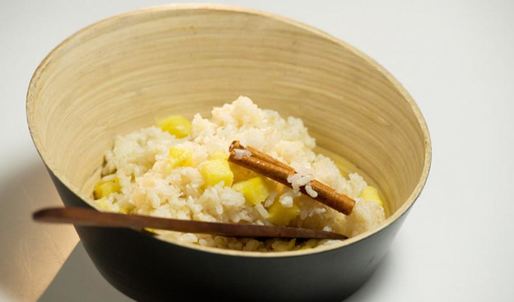 рис с кокосом и ананасом