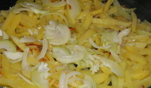 жареная картошка с салом