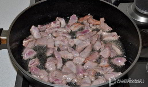 жареный картофель с мясом