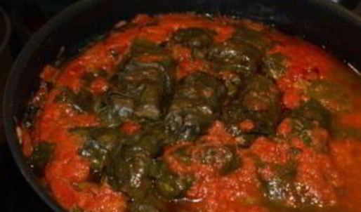 долма из свекольных листьев