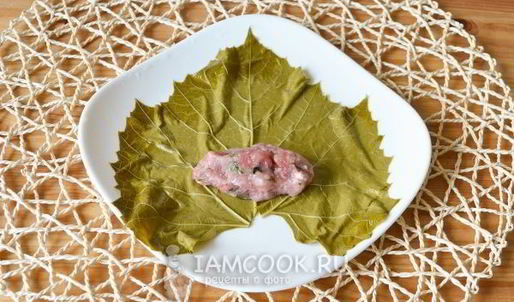 долма со свининой без риса