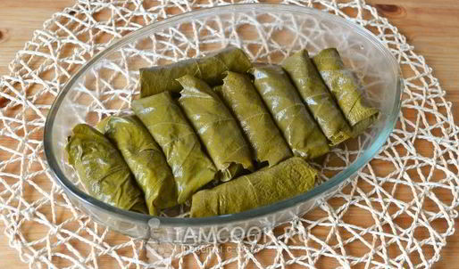 долма со свининой без риса