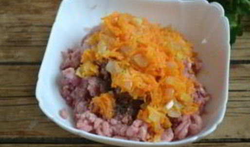 голубцы, фаршированные мясом и рисом