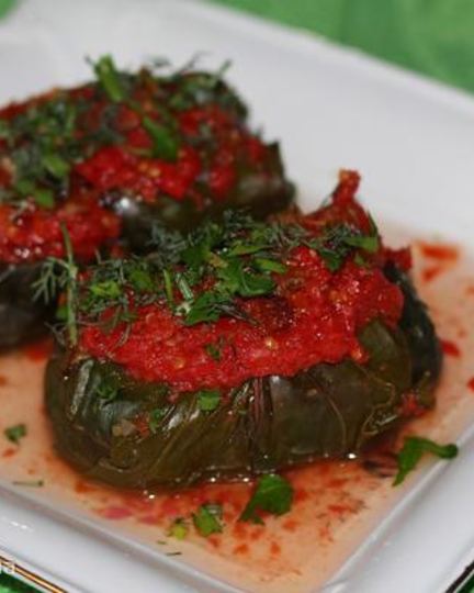 Рецепт голубцов из свекольной ботвы с булгуром