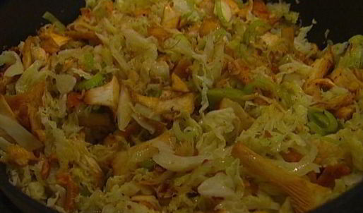 голубцы с лисичками и пореем