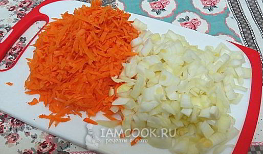 голубцы в духовке на противне