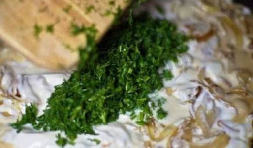 голубцы в сметанном соусе в духовке