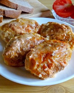 Ленивые голубцы с рисом капустой и фаршем в кастрюле