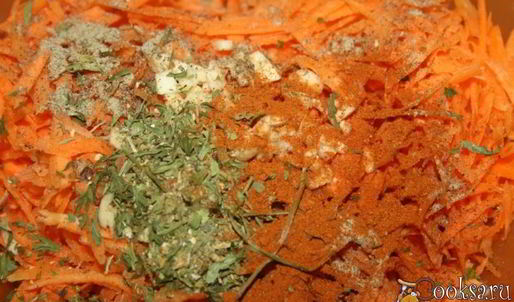 постные закусочные голубцы с острой морковной начинкой