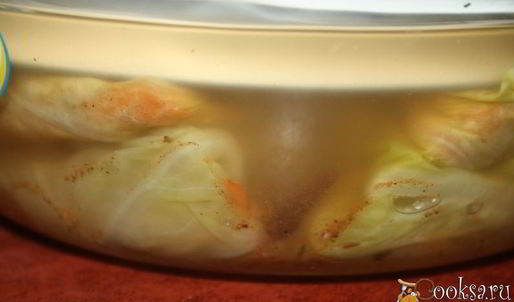 постные закусочные голубцы с острой морковной начинкой