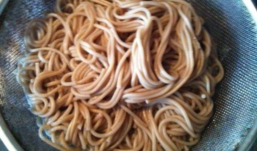 гречневая лапша с курочкой и овощами