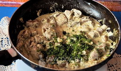 белые грибы в сметане