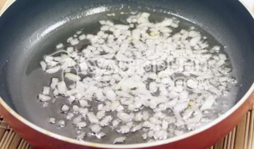 белые грибы в сметанном соусе