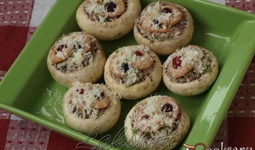 фаршированные шампиньоны с пикантной начинкой