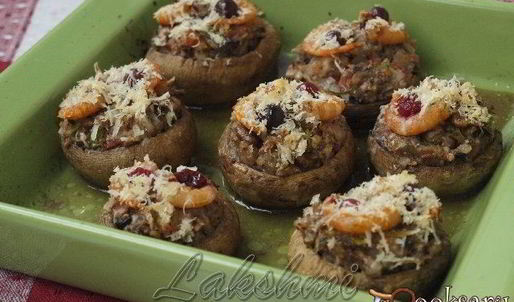 фаршированные шампиньоны с пикантной начинкой