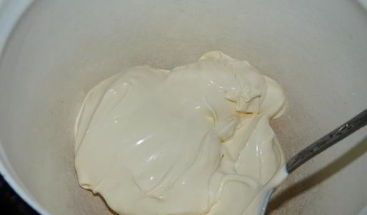 грибы в сливочно-сырной подливке