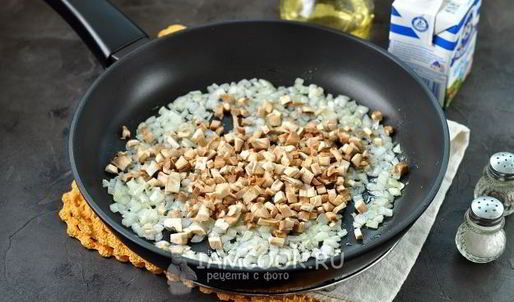 шампиньоны, фаршированные снежным крабом