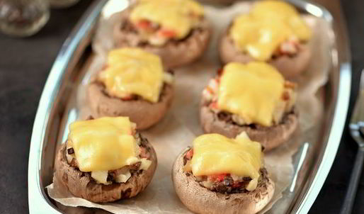 шампиньоны, фаршированные снежным крабом