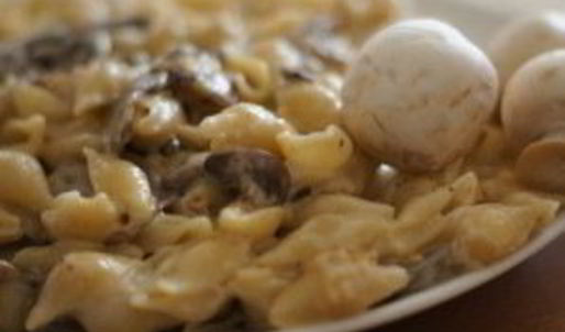 шампиньоны под соусом