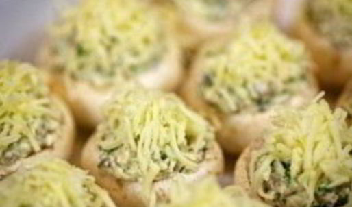 шампиньоны с курицей и сыром