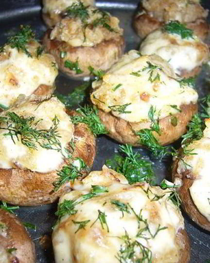 Рецепт шампиньонов с сыром и зеленью