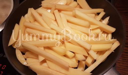 вешенки с жареной картошкой