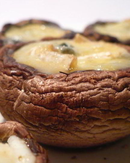 Рецепт запеченных фаршированных шампиньонов