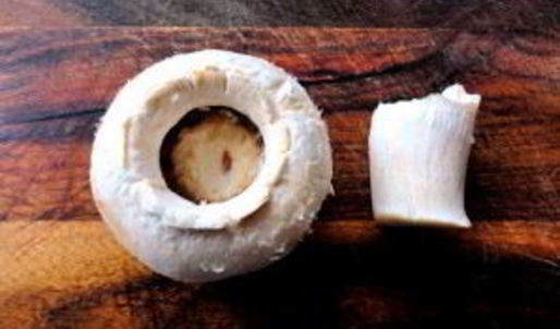 жареные фаршированные шампиньоны